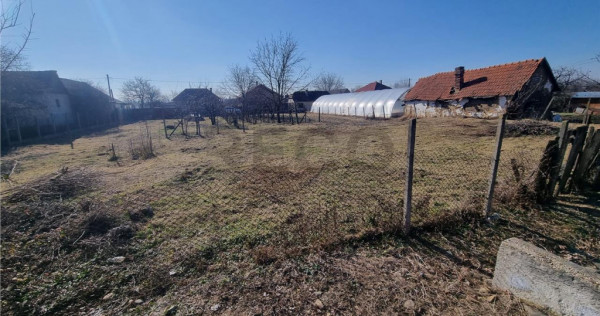 RECO Teren intravilan 1412 mp in Uileacul de Cris