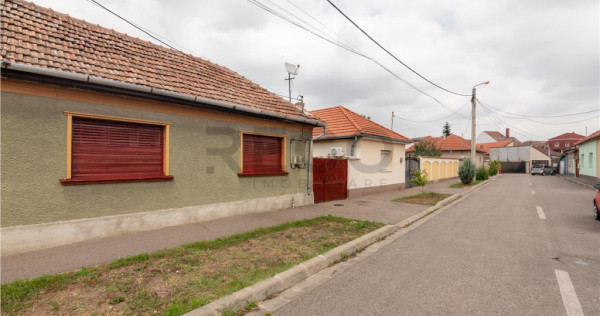 Casa renovabila cu teren de 620 mp in Cantemir