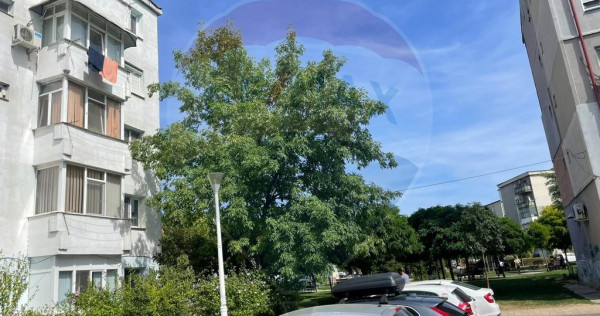 Apartament cu 2 camere de vânzare în zona Craiovita Noua