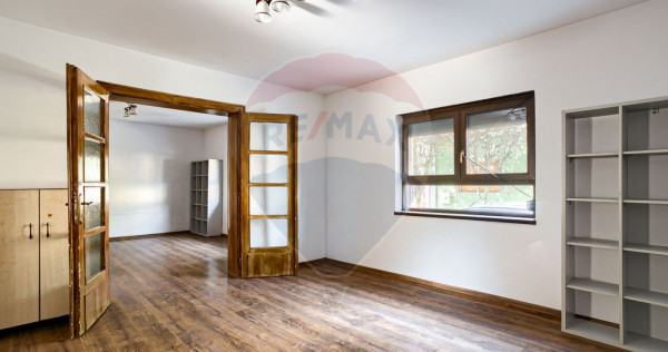 Spațiu de birouri 75 mp utili de inchiriat la casa zona Uta