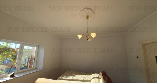 Casa renovata si teren generos Com Pantelimon Constanta