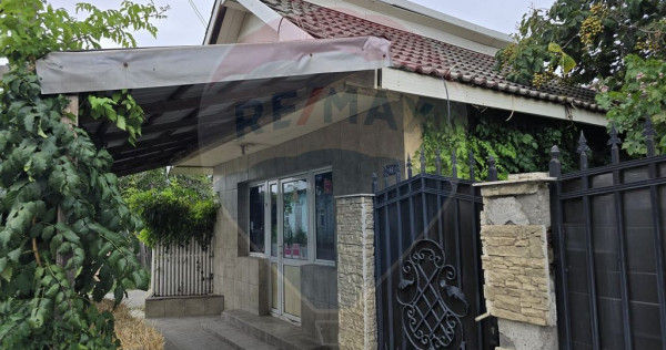 Casă / Vilă cu 5 camere de vânzare