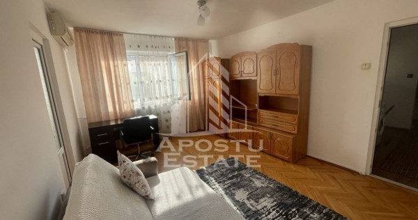 Apartament cu 2 camere, etaj intermediar, zona Sagului