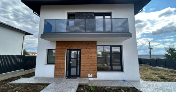 Comision 0% Casă individuala loc parcare si terasa Asfalt