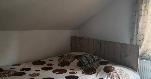 Apartament cu trei camere in vila ,et 1