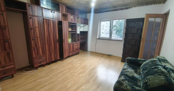 Garsoniera de vanzare, etaj 1, 30 mp, Siret