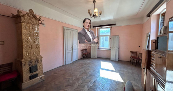 Bocsa Montana, Apt.3 Cam.Cf.1 Sporit, Central