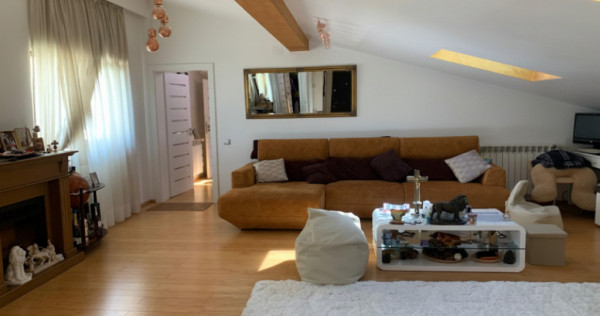 Apartament 2 camere, 90 mp, zona Garii