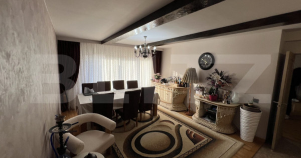 VILĂ deosebită cu piscină și panoramă spre pădure