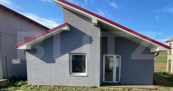 Oportunitate! Casă unifamilială semifinisată, P+M, 100 mp