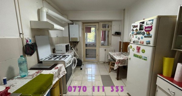 - ETAJ 1, apartament 3 camere Garii, suprafata 80mp.
