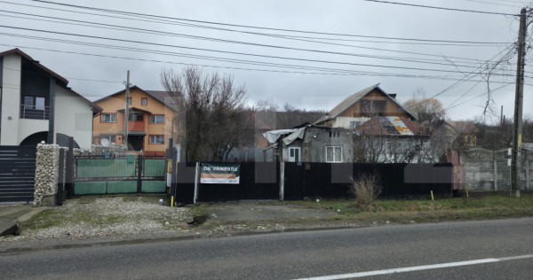 Casă cu acoperisul ars cu teren intravilan, 764 mp, zona R?