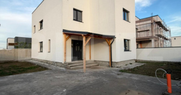 Casa individuala P+1, 3 dormitoare, 324 mp teren, zona Magno