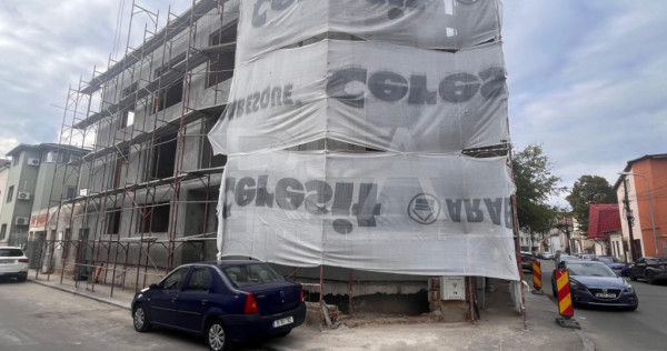 Apartament 2 camere bloc tip Boutique la 5 minute de Uniri