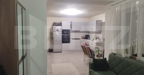 Casa cu 2 camere,baie, bucatarie,anexe.pivniță teren 1000