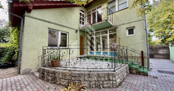 Casa individuala, 5 camere, teren 277mp, zona Modern