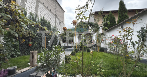 Casa individuala cu 4 camere 3 bai si garaj Trei Stejari Sib