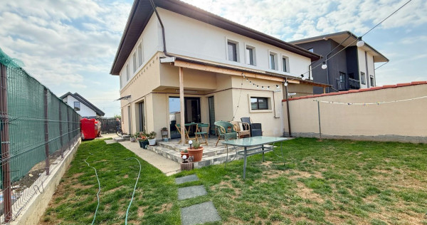 Duplex Mobilat / 5 Camere / 2 Bai / Teren 250 mp