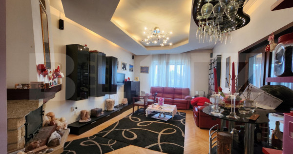 Casa tip Duplex cu piscina, 6 dormitoare in Sancraiu de Mure