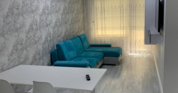 Se închiriază: apartament modern cu 3 camere la Royal Town