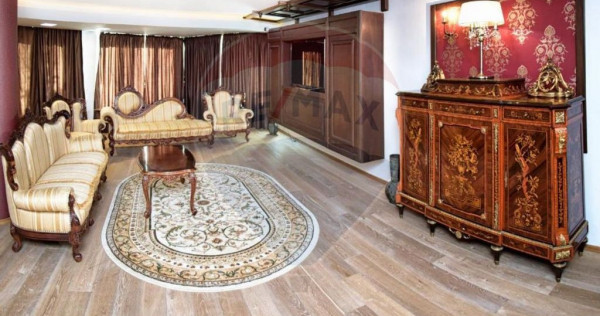 Apartament elegant cu mobilier de inspirație barocă, Va...