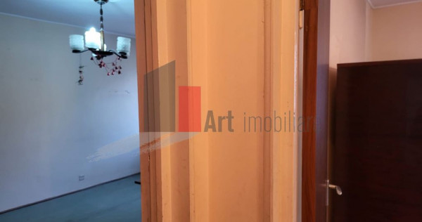 Apartament 3 camere Titan liceul Dante