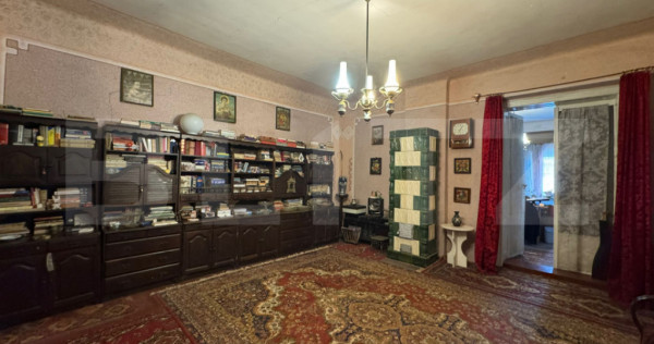 Casa cu 4 camere, 170mp si teren de 1488mp in M&Acirc;NERĂU