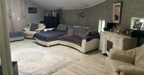Casa de in Focsani , parter si mansarda ,suprafata utila de