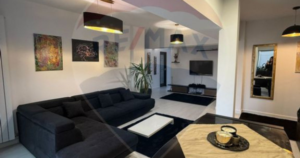 Apartament cu 4 camere de închiriat în zona Ultracentral