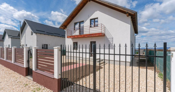 Casă nouă &icirc;n Bod, P+M, de v&acirc;nzare "la alb" sau "la ch...