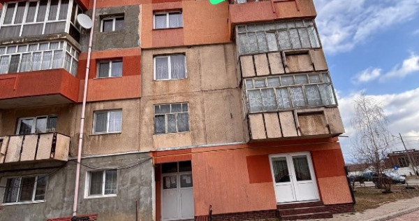 Apartament cu 2 camere Strada Gării/Strada 1 Mai