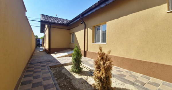 Casa individuala 3 camere foisor acoperit curte km 4