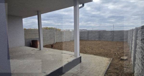 Oportunitate de Investiție și Cămin Ideal: Duplex Premium