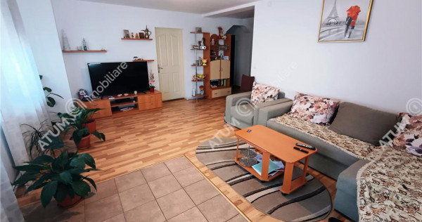 Casa spatioasa cu 5 camere 2 bai si pivnita in Sibiu zona Se