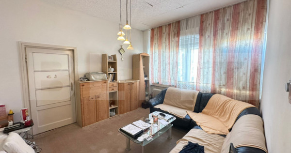 Apartament cu 3 camere spațios, 64 mp, preț excelent, cent