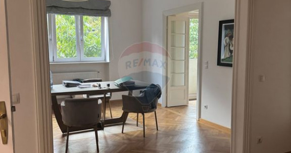 Inchiriere apartament de 3 camere Universitate