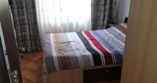 Apartament de 3 camere -Tractorul ( Luminos )