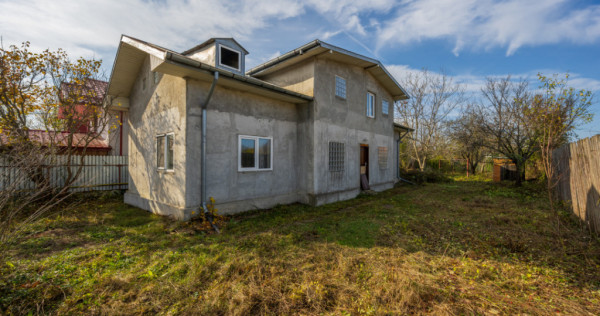 SNAGOV – CENTRAL, CASA 144 MP, LOT 1000 MP!