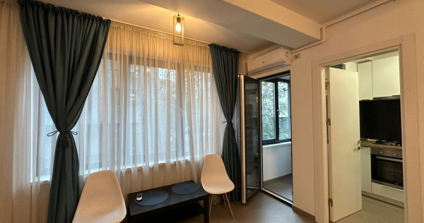 Garsoniera Cavar Brancoveanu.