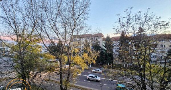 Film Tur 3D! Central,decomandat,2bai, 2balcoane,luminatie E.