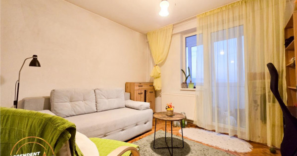 Schimb cu 2 camere plus diferenta: 3 camere,Central,decoman