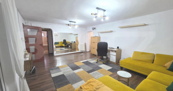 Apartament 3 camere, 74 mp, zona Micro 5