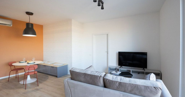 Apartament mobilat și utilat disponibil în blocul R38, ...