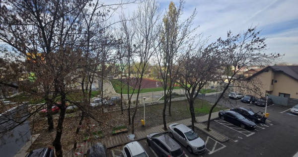 Apartament 3 camere decomandat 70mp Toporasi