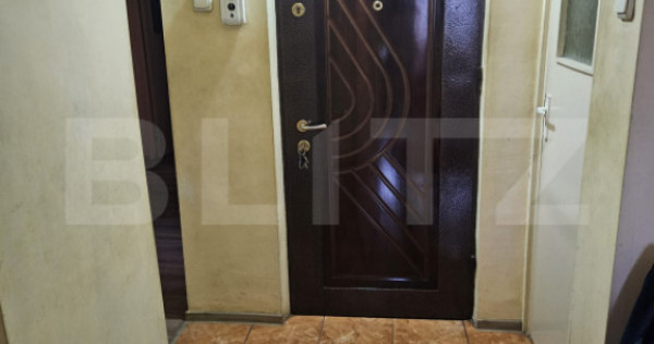 Apartament 3 camere, 70 mp, 2 bai, etaj 3 - Zona excelenta,