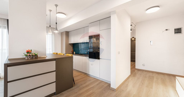 Apartament tip PENTHOUSE, 3 camere de v&acirc;nzare, posibil R...