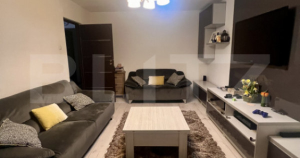 Apartament 3 camere, decomandat, etaj 2, 65 mp, la cheie, In