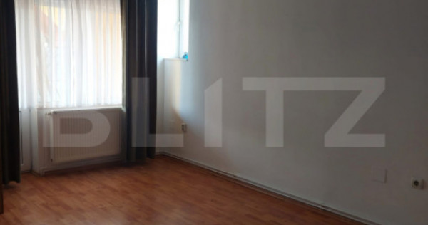 Apartament la casa, 4 camere, 80 mp, zona 9 Mai