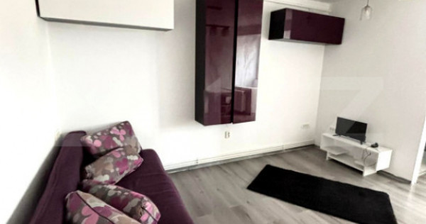 Garsonieră decomandată cu vedere panoramică – mobilată