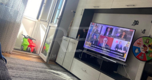 Apartament 2 camere , Decomandat , 10 min Metrou Piața Sudu